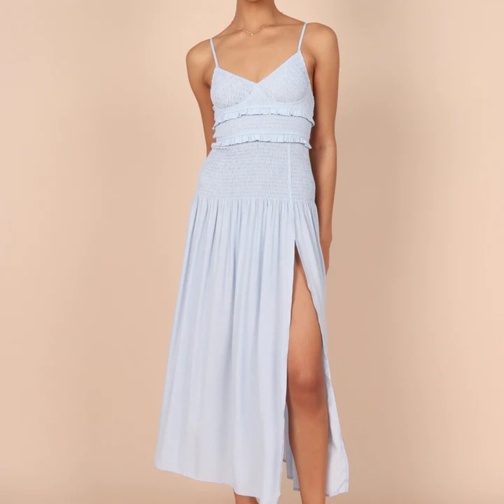 Petal and Pup blue flowy dress brand new!